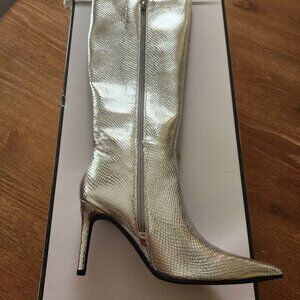 New Guess knee boots